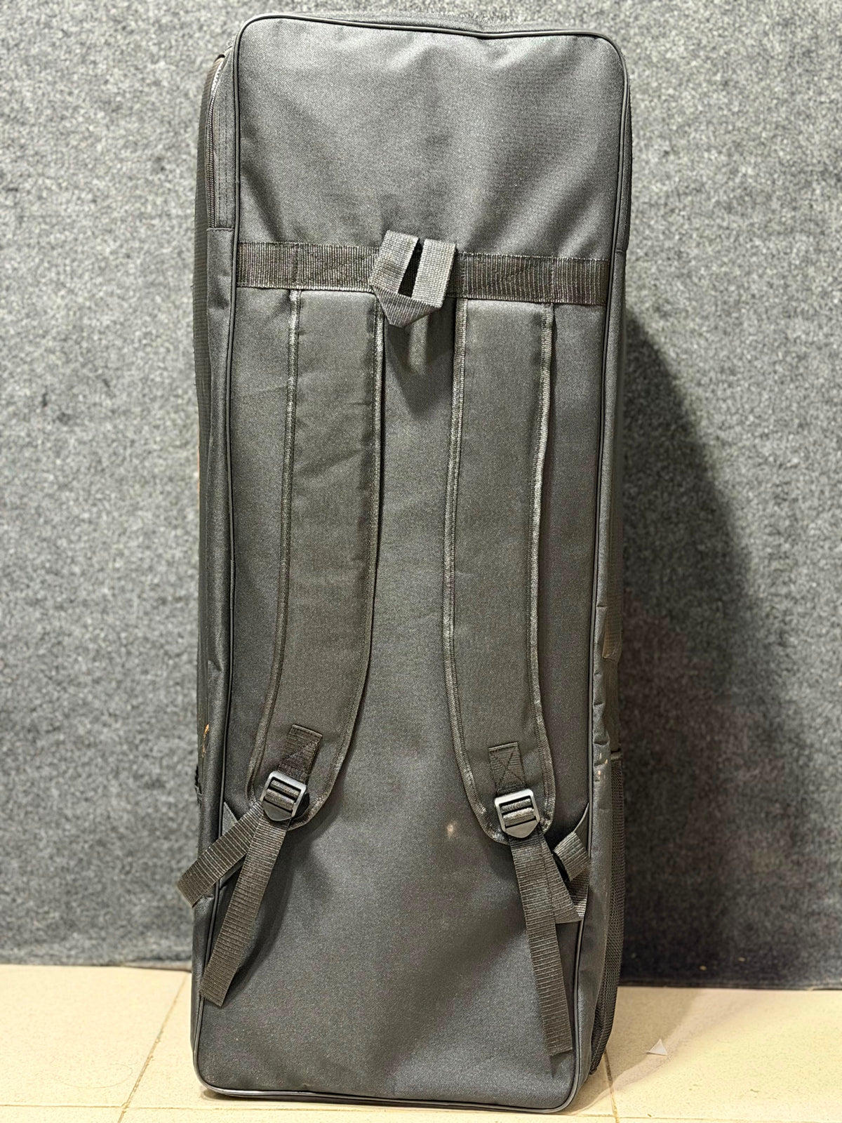 SA Player Edition | Raxyzen Leather Duffle Bag