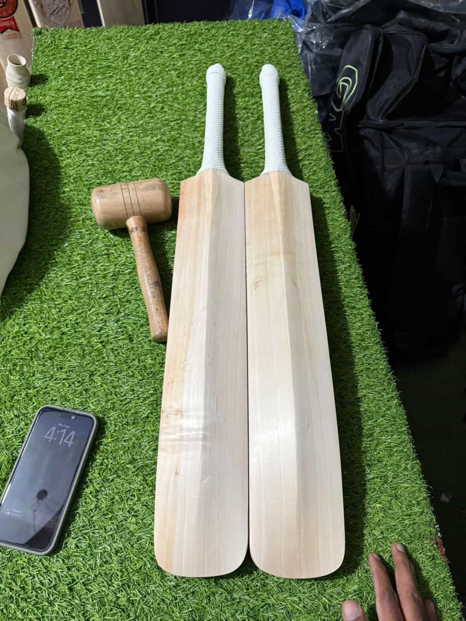 The HP-33: Hardik Pandya Edition Custom Cricket Bat