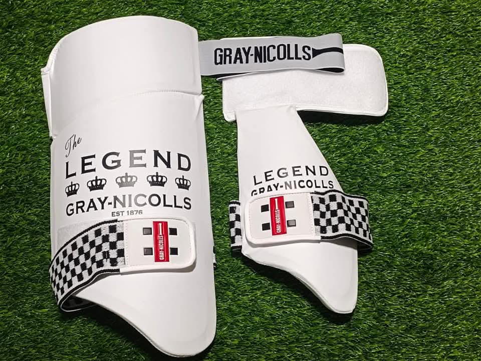 Gray-Nicolls Legend Thigh Guards