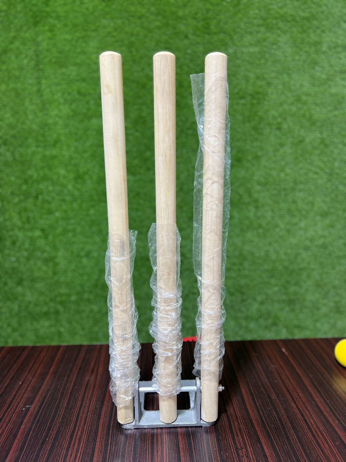 Premium Wooden Stumps (Flexible Spring-Back Base)