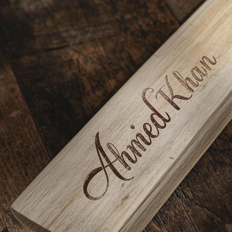 Custom Engraved English Willow Cricket Bat: Personalized Gift